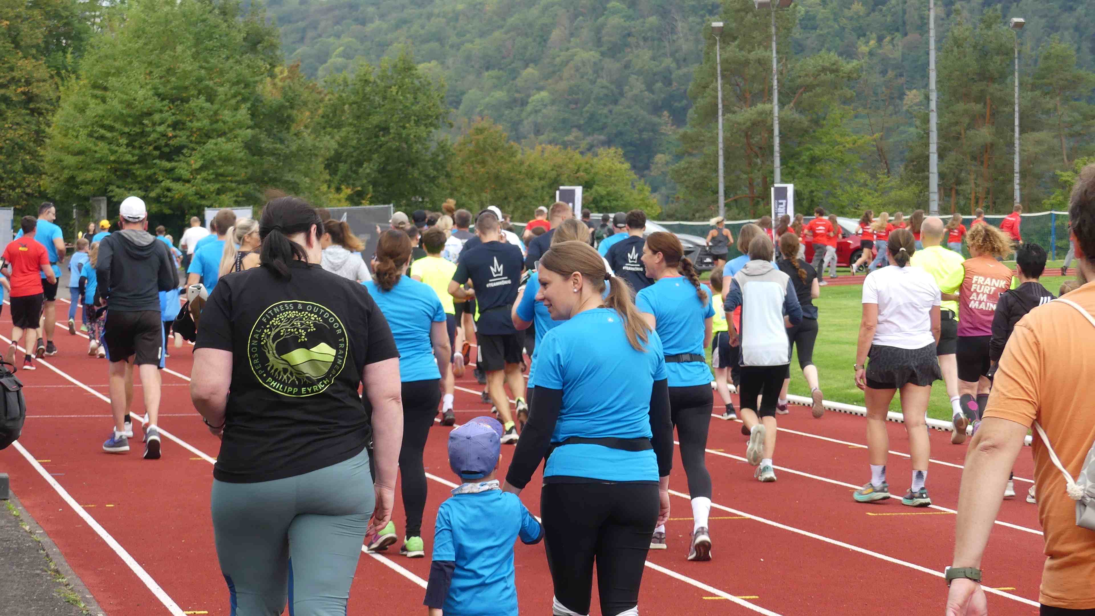 Bild vom 15. Benefizlauf im Jahr 2025. Dies ist das 103. Bild.